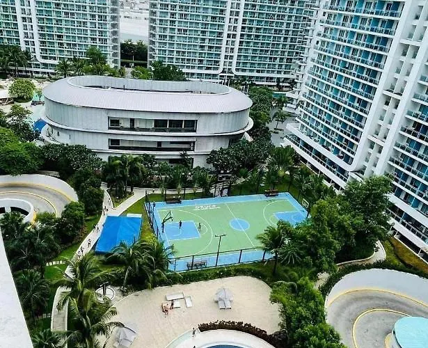 Azure South Urban Near Airport