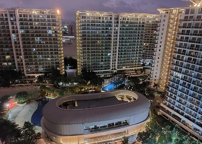 Azure South Urban Near Airport Apartamento *