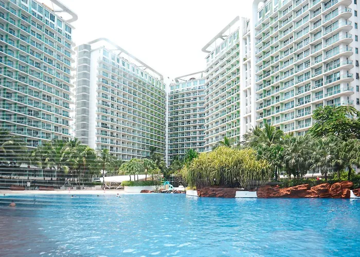 Azure South Urban Near Airport Apartamento